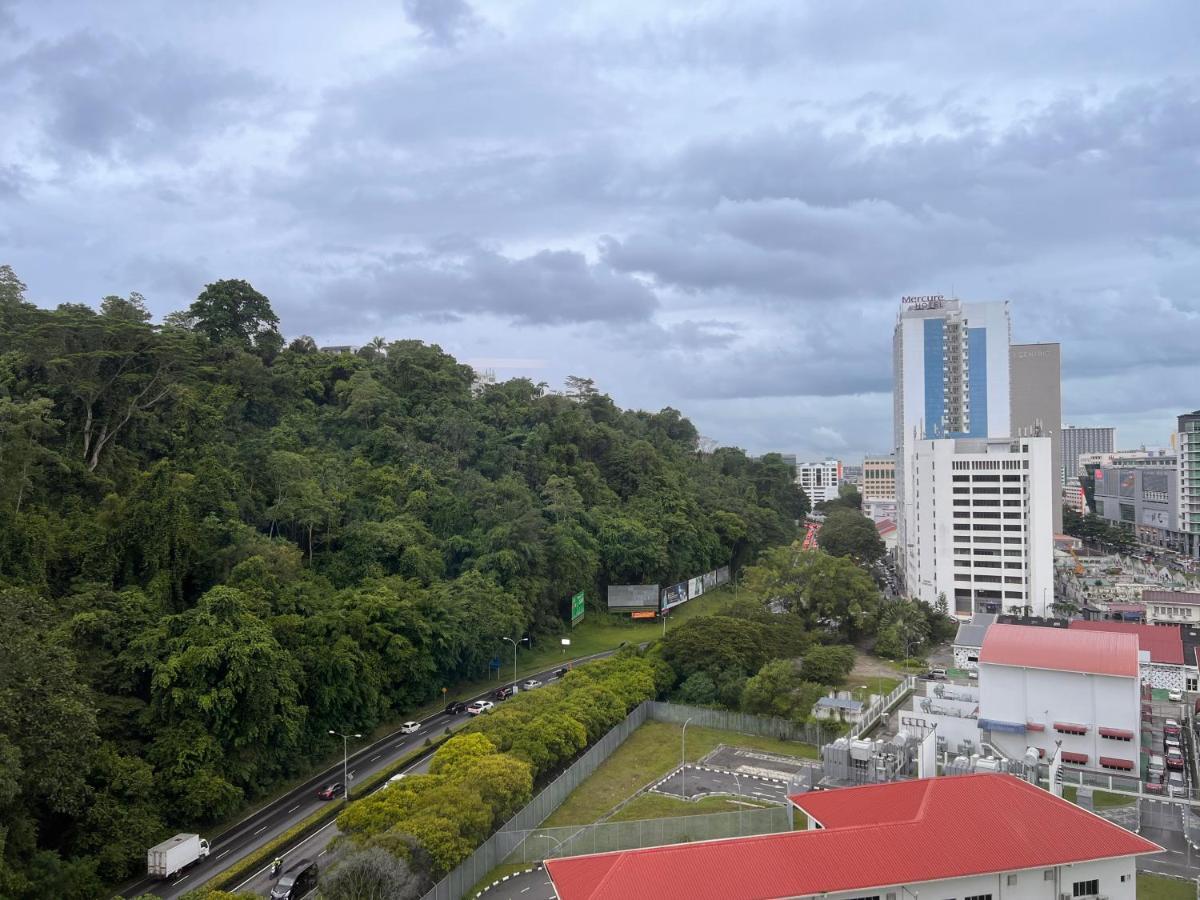 Jesselton Quay Suite By Backyard Kota Kinabalu Exterior foto