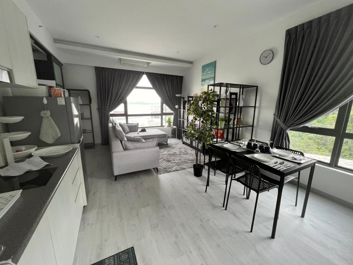 Jesselton Quay Suite By Backyard Kota Kinabalu Exterior foto
